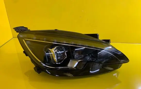 Peugeot 308 Headlight/headlamp 9677832380-01