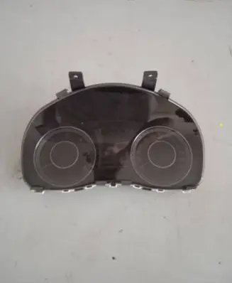 Speedometer (instrument cluster)
