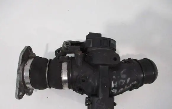 Peugeot 308 Throttle body valve 9660030480