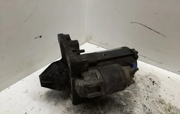 Peugeot 407 Starter motor 9646694080
