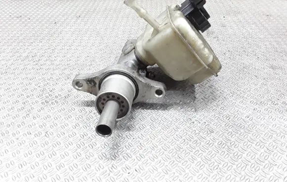 Volkswagen Touran I Master brake cylinder 1K1611301C