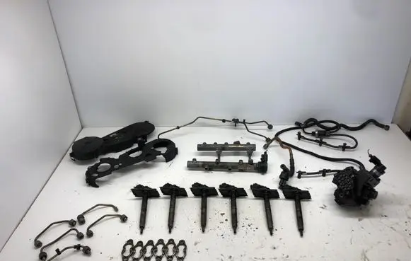 Audi A4 S4 B7 8E 8H Fuel injection system set 059130755S 044501014 0928400572