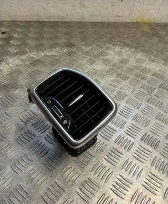 KIA Sportage Dashboard side air vent grill/cover trim 97480F1BB0SA1