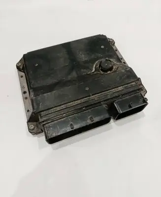 Toyota Wish (AE20) Engine control unit/module 8966168201 2120007071 20170711