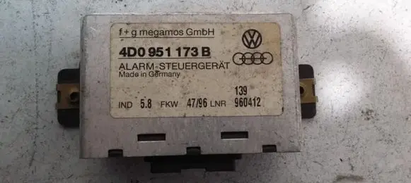 Audi A4 S4 B5 8D Alarm control unit/module 4D0951173B