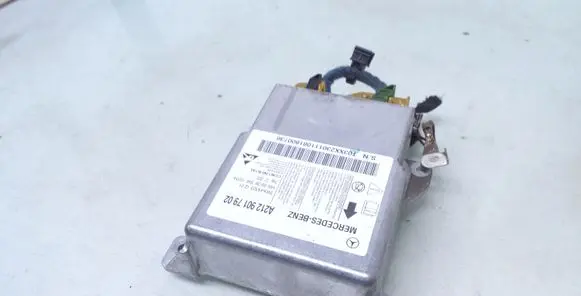 Mercedes-Benz CLS C218 X218 Airbag control unit/module A2129017902
