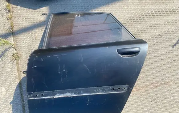 Audi A8 S8 D3 4E Rear door
