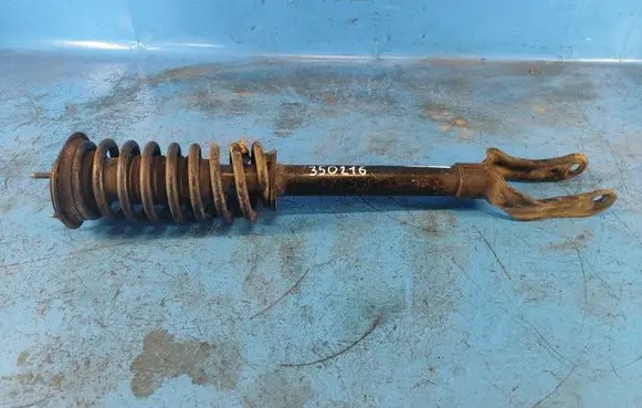 Jeep Grand Cherokee Front shock absorber/damper 68204961AB