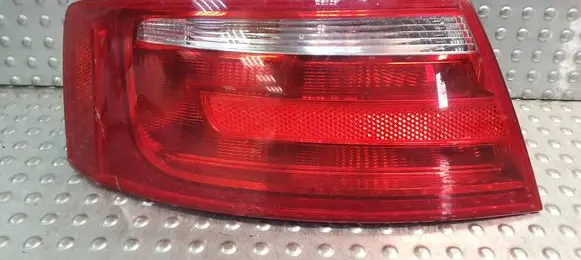 Audi A5 8T 8F Rear/tail lights 8T0945095