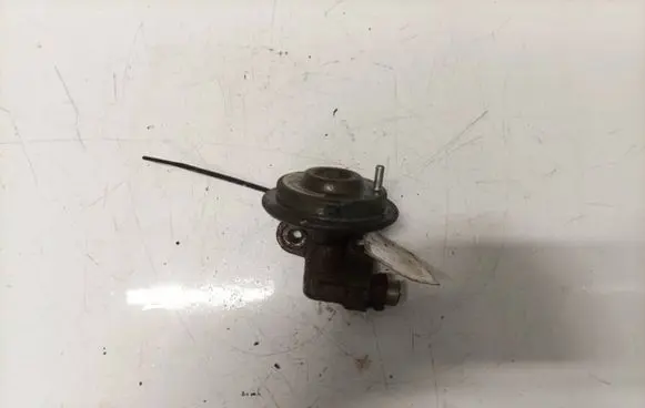 Ford Mondeo MK I EGR valve 938F9D475AC 938F-9D475-AC