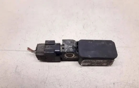 Mazda 6 Airbag deployment crash/impact sensor GJ6A57K1X E3924GB2942L