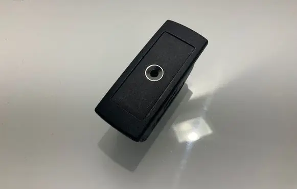 Mercedes-Benz E W212 AUX in-socket connector A2188200087 2188200087
