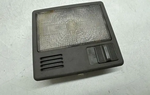 Audi 80 90 S2 B4 Front seat light 443947105E