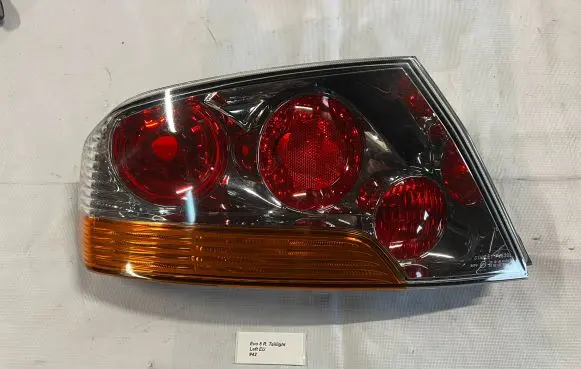 Mitsubishi Lancer Evolution Rear/tail lights 70003010