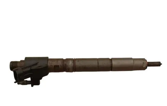 Volvo S60 Fuel injector 31303238