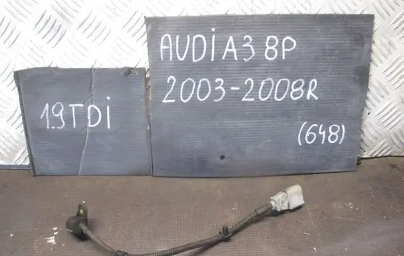 Audi A3 S3 8P Crankshaft speed sensor 