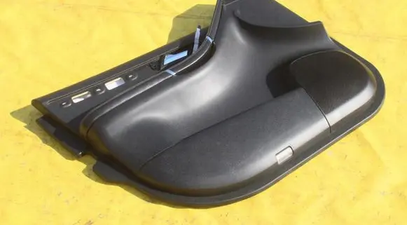 Mercedes-Benz R W251 Front door card panel trim