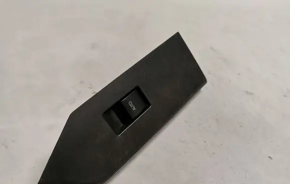 Ford Mustang V Electric window control switch DR3314A563AAW
