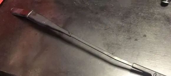 Ford Focus Front wiper blade arm 4M5117526AC