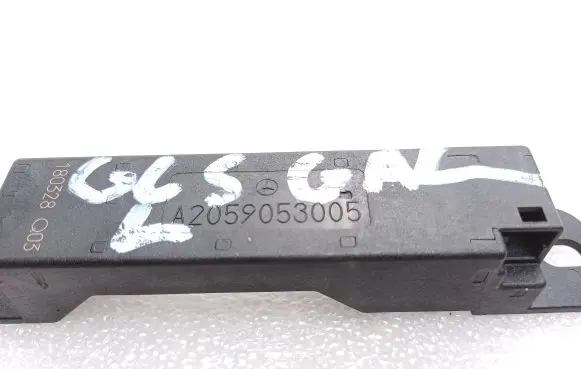 Mercedes-Benz GLS X166 Keyless (KESSY) go control unit/module A2059053005