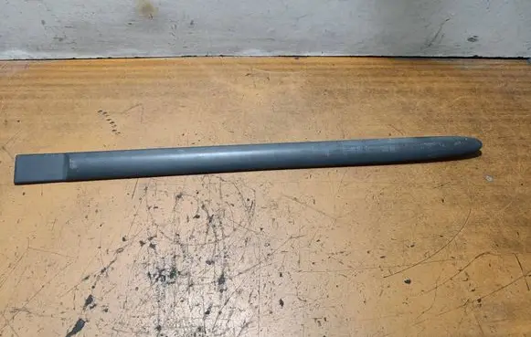 Nissan Almera Tino Rear door trim (molding) 82871
