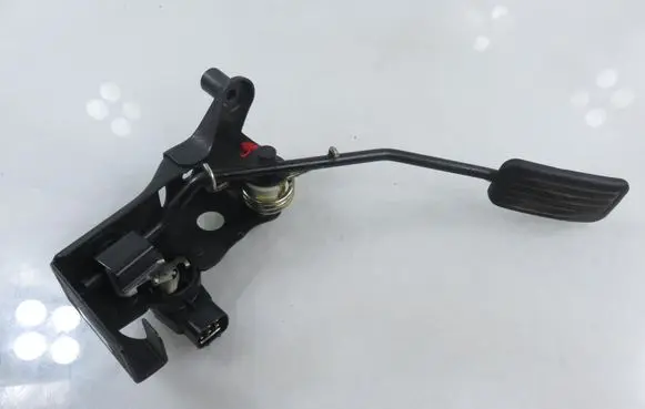 Toyota Yaris Accelerator throttle pedal 7801052020