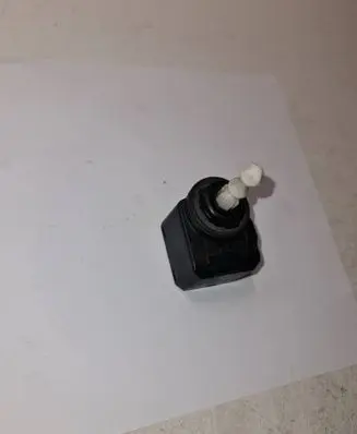 Headlight level adjustment motor
