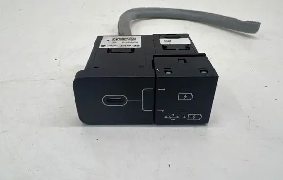 Hyundai Kona II USB socket connector 961A0BE100