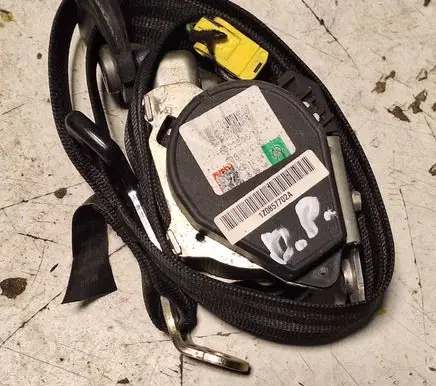 Skoda Octavia Mk2 (1Z) Front seatbelt 1Z0857702A 602035500 008H000
