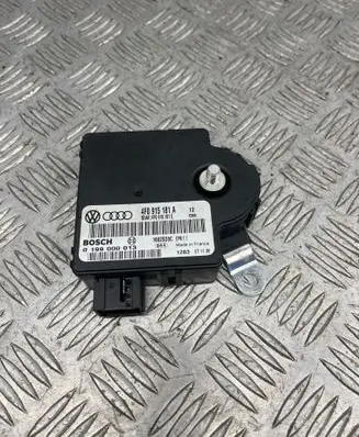 Audi A6 S6 C6 4F Power management control unit 4F0915181A 0199000013
