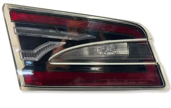 Tesla Model S Rear/tail lights 600592500C T18E2420110 A047282
