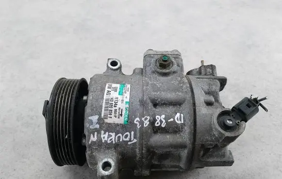 Volkswagen Touran I Air conditioning (A/C) compressor (pump) 1K0820859F