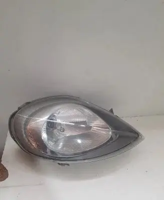 Renault Trafic II (X83) Headlight/headlamp 7700311372