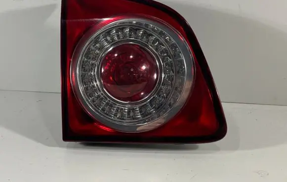 Volkswagen Golf Plus Tailgate rear/tail lights 5M0945093J