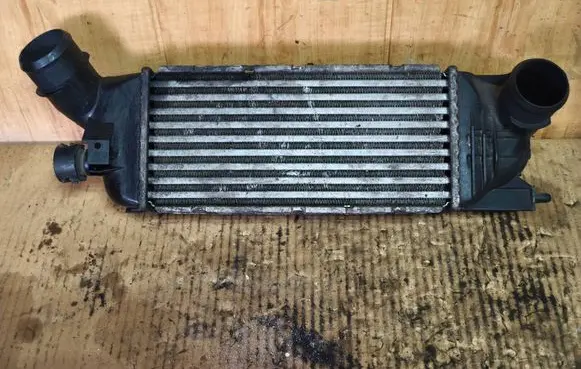 Peugeot 407 Intercooler radiator IA1095 874823NJ 9645682880