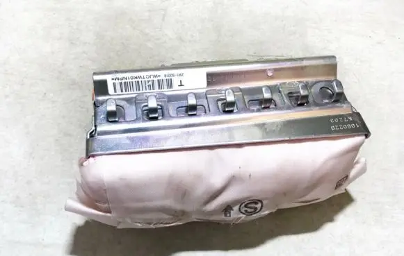 Subaru Impreza III Passenger airbag 281117sa 1049204
