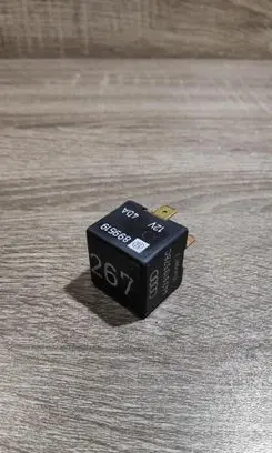 Audi A4 S4 B5 8D Other relay 443919578C 267