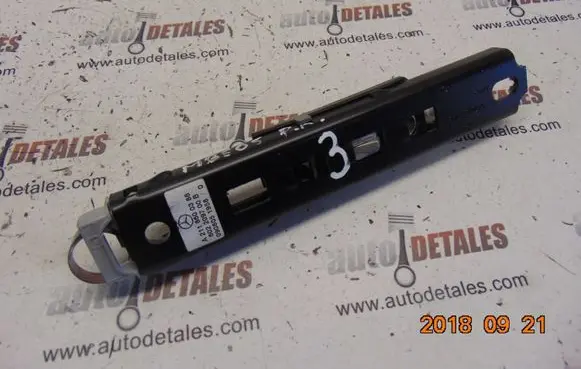 Mercedes-Benz E W211 Seat belt adjustment rail A2118600388
