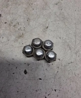 KIA Sorento Nuts/bolts 1234