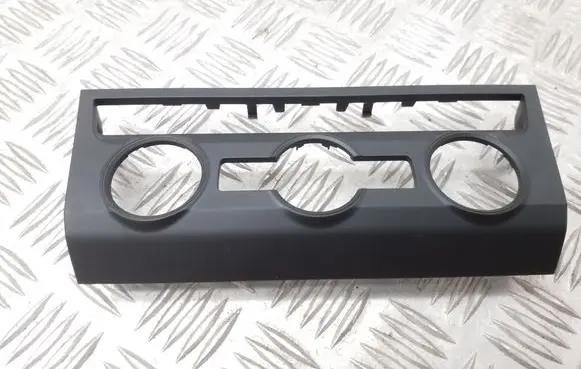 Skoda Superb B8 (3V) Climate control/heater control trim 3V0820075