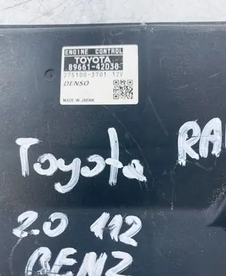 Toyota RAV 4 (XA30) Engine control unit/module 8966142D30 2751003701