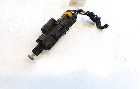 Opel Zafira A Brake pedal sensor switch 09132299