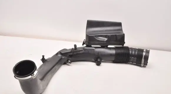 Volvo V60 Air intake hose/pipe 31657655