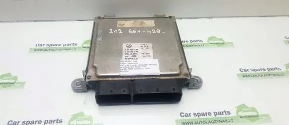 Mercedes-Benz E W212 Engine control unit/module 6519007500 0064461540