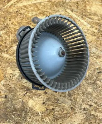 Mazda 3 I Heater fan/blower Bn7n02