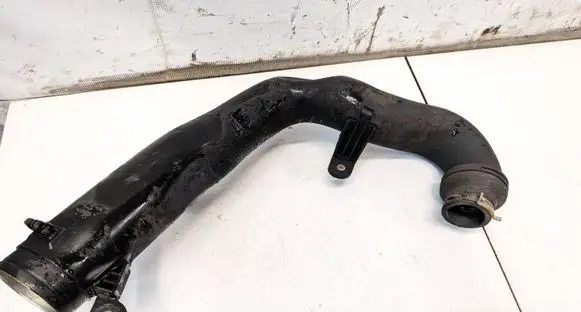 Volkswagen Jetta V Intercooler hose/pipe 1K0129654K