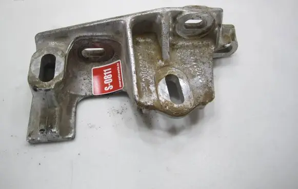 Volkswagen Sharan Engine mounting bracket 7M0199600C C300A