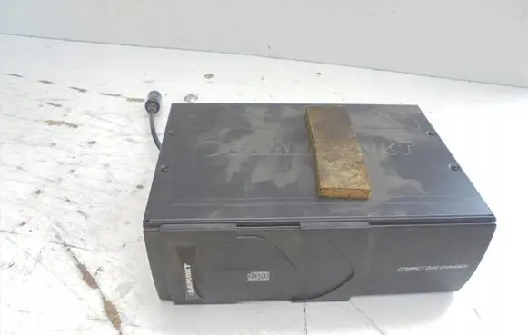 CD/DVD changer