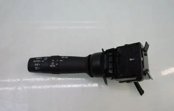 Honda HR-V Light switch M52531