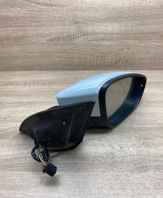 Volkswagen PASSAT CC Front door electric wing mirror VM6199EHR SAEE208